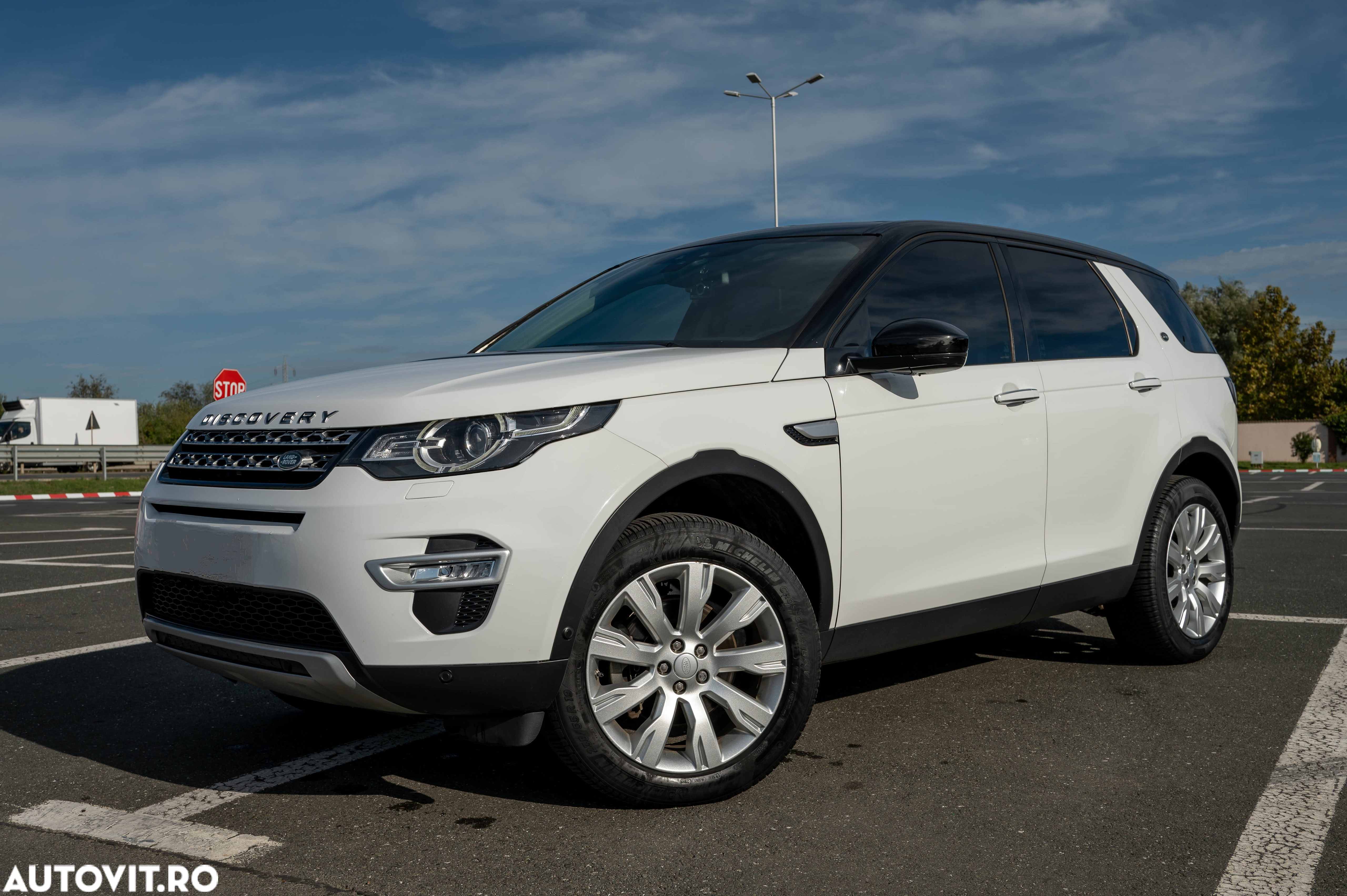 Land Rover Discovery Sport 2.0 l TD4 HSE Luxury Aut. - 32