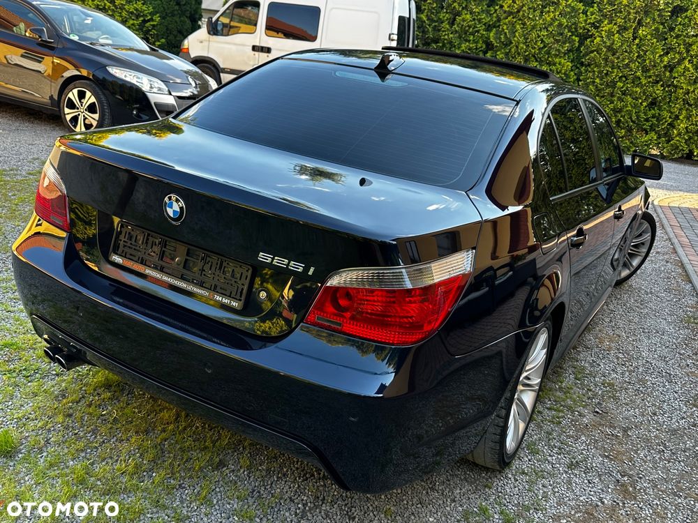 BMW Seria 5 525i - 12