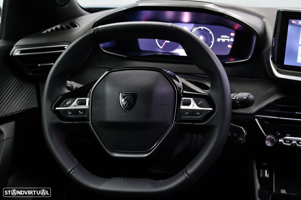 Peugeot 2008 1.2 PureTech Allure - 31