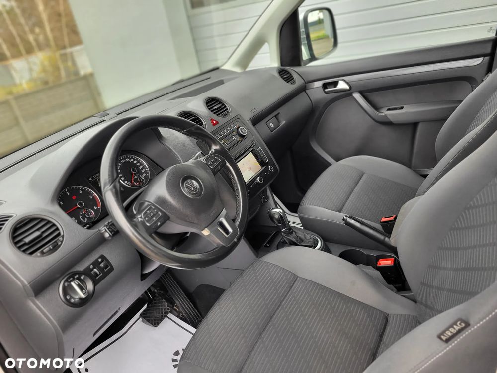 Volkswagen Caddy Highline DSG - 14