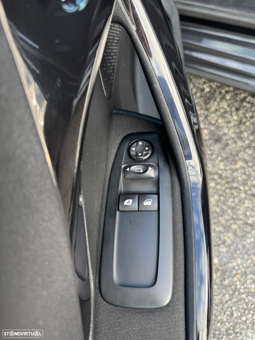 Peugeot 208 1.4 HDi Active - 17