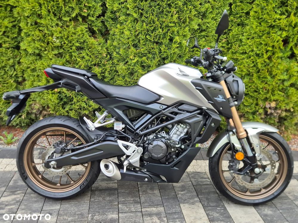 Honda CB - 3