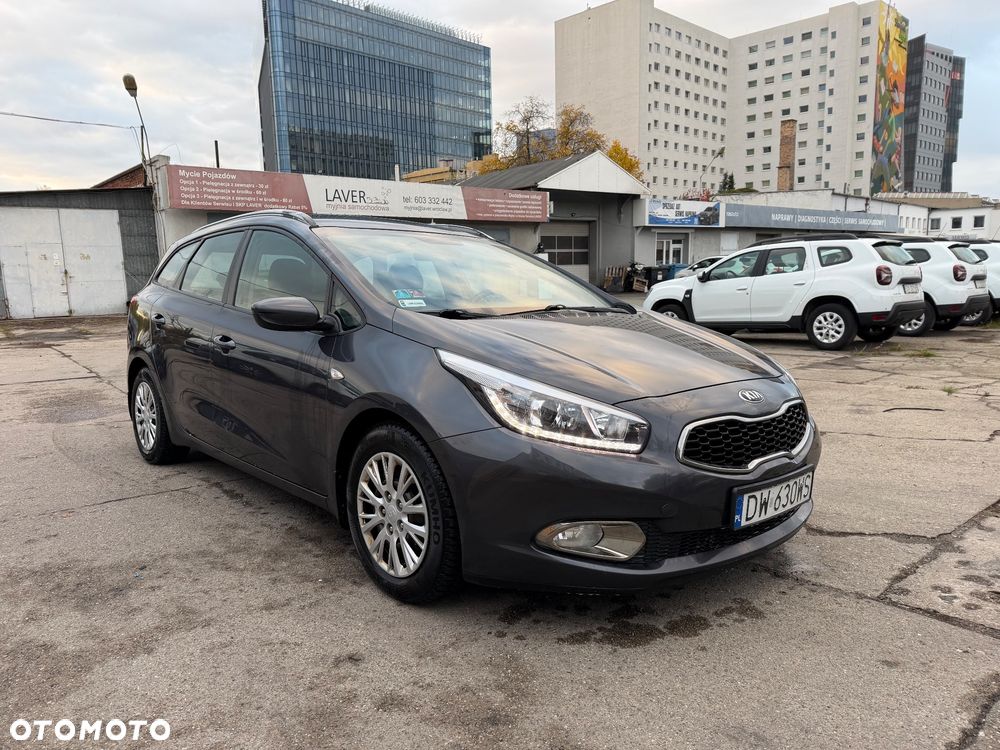 Kia Ceed 1.6 CRDi L - 3