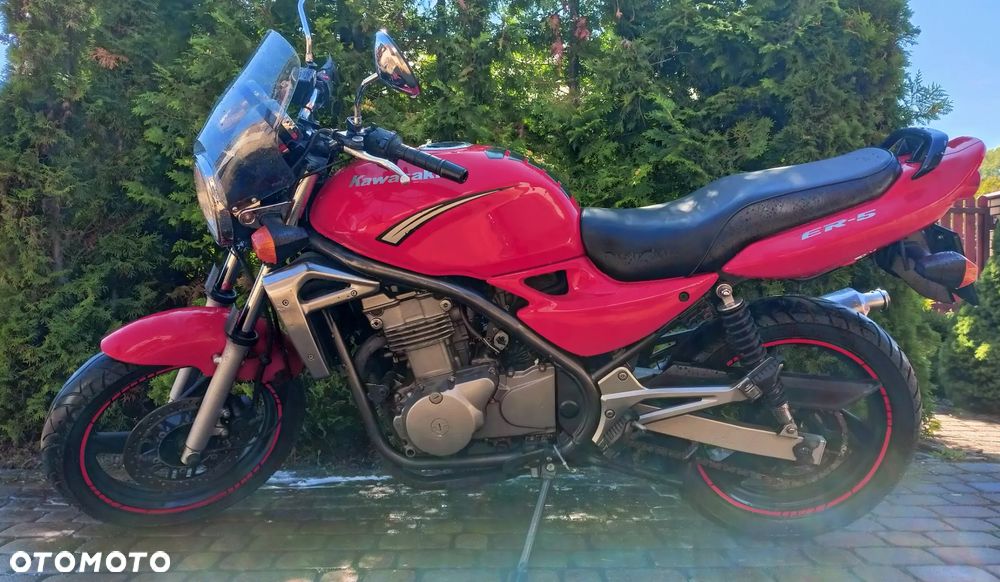 Kawasaki ER - 1