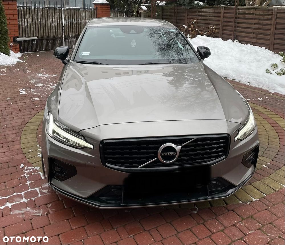 Volvo S60 T4 R-Design - 3