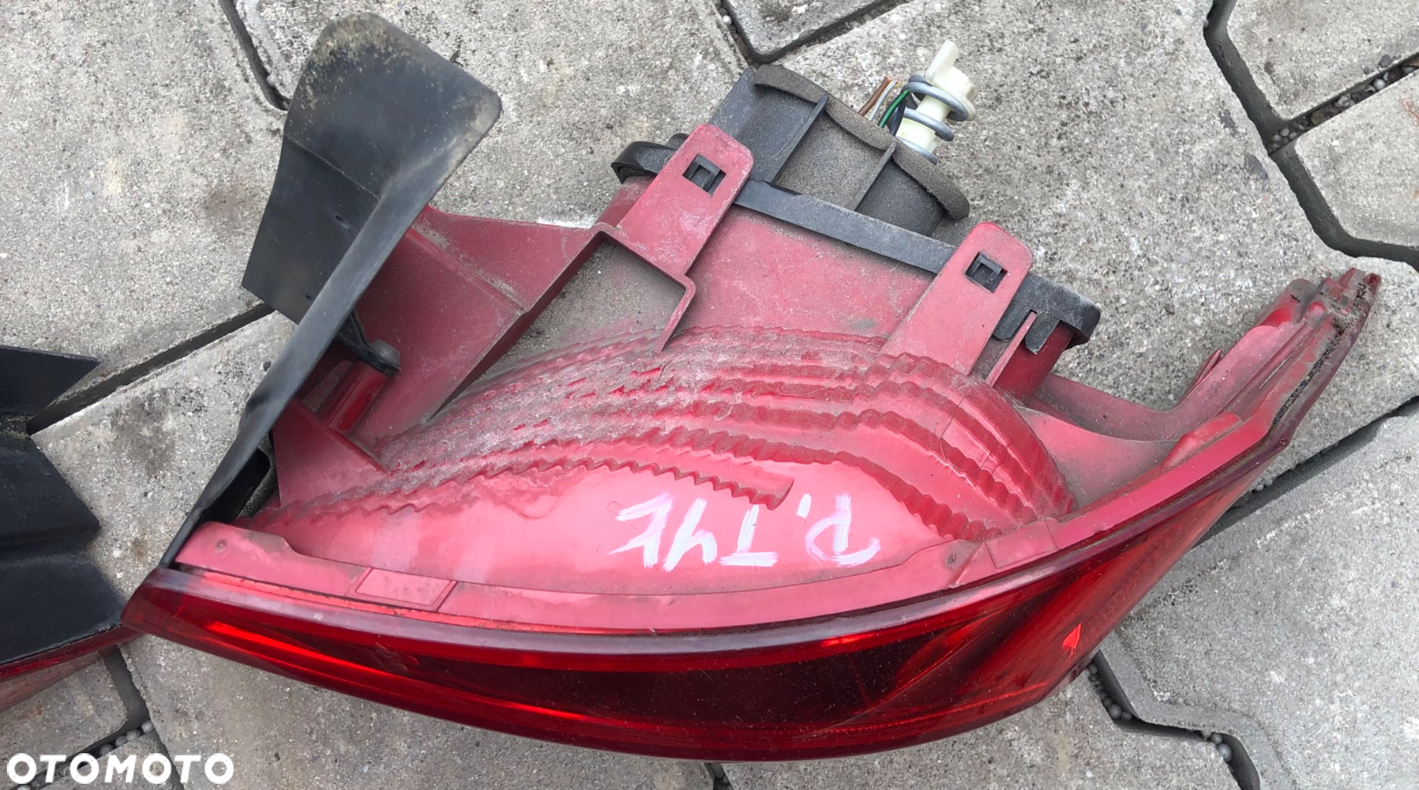 Lampa lampy tył w klapę prawa lewa VW PASSAT CC - 5