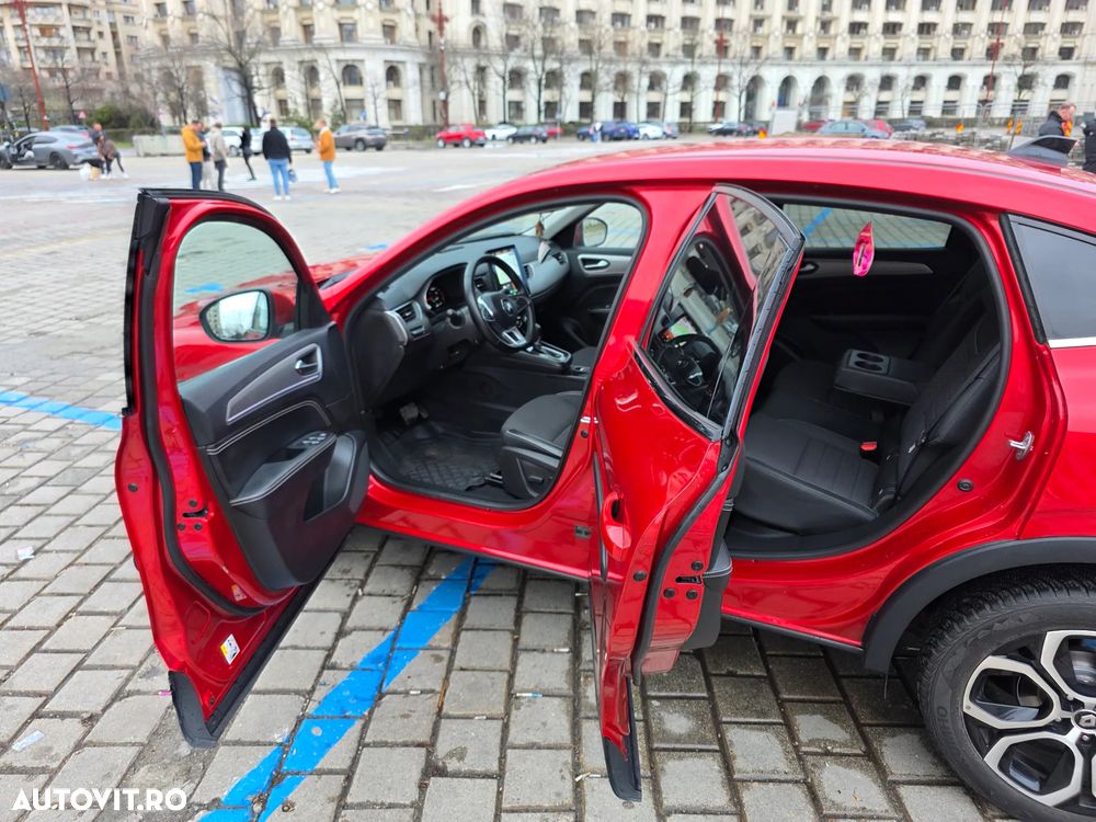 Renault Arkana MHEV 160 EDC Techno - 9