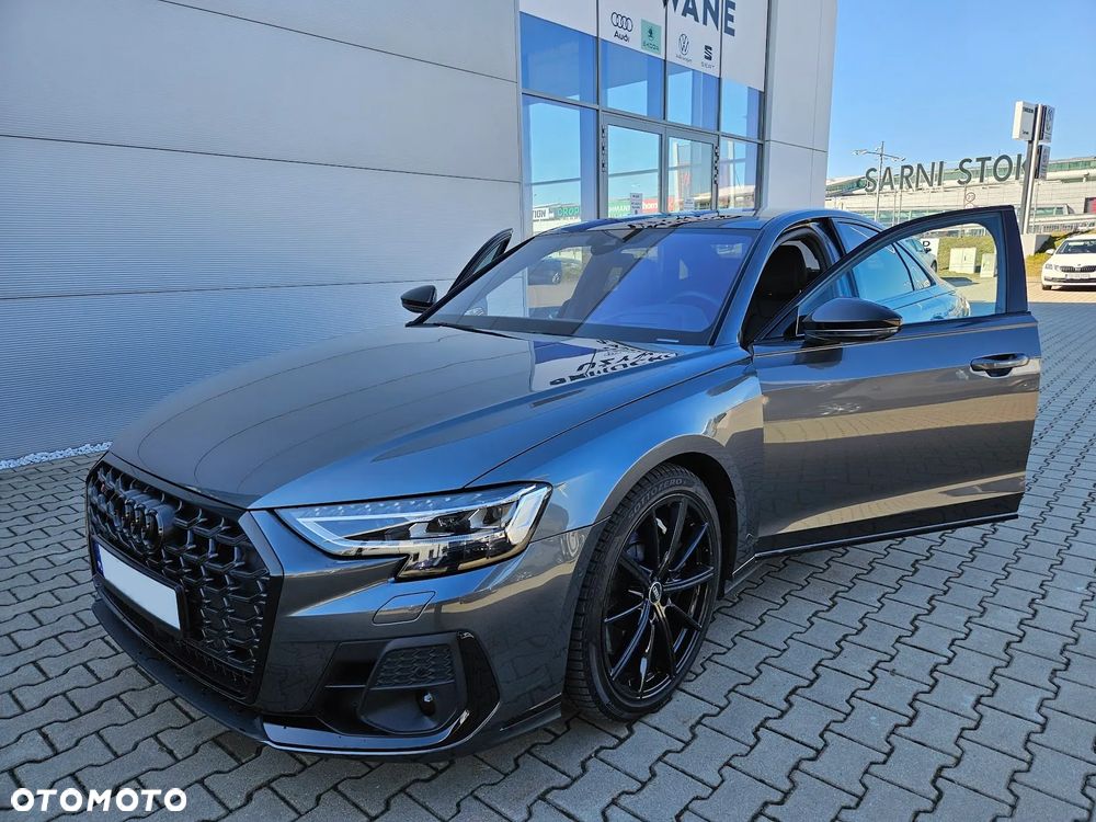 Audi S8 - 6