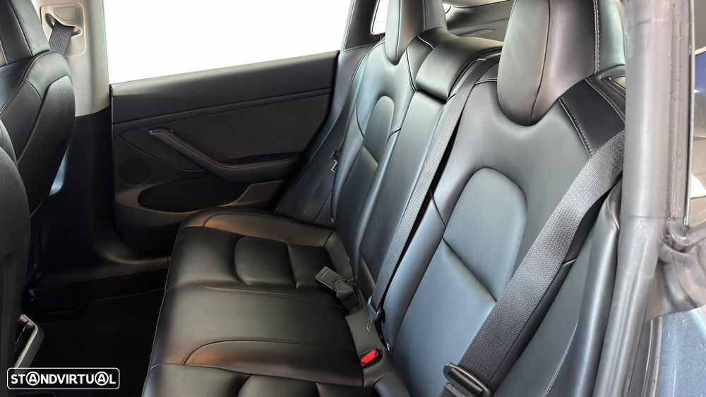 Tesla Model 3 Long Range Tração Traseira - 5