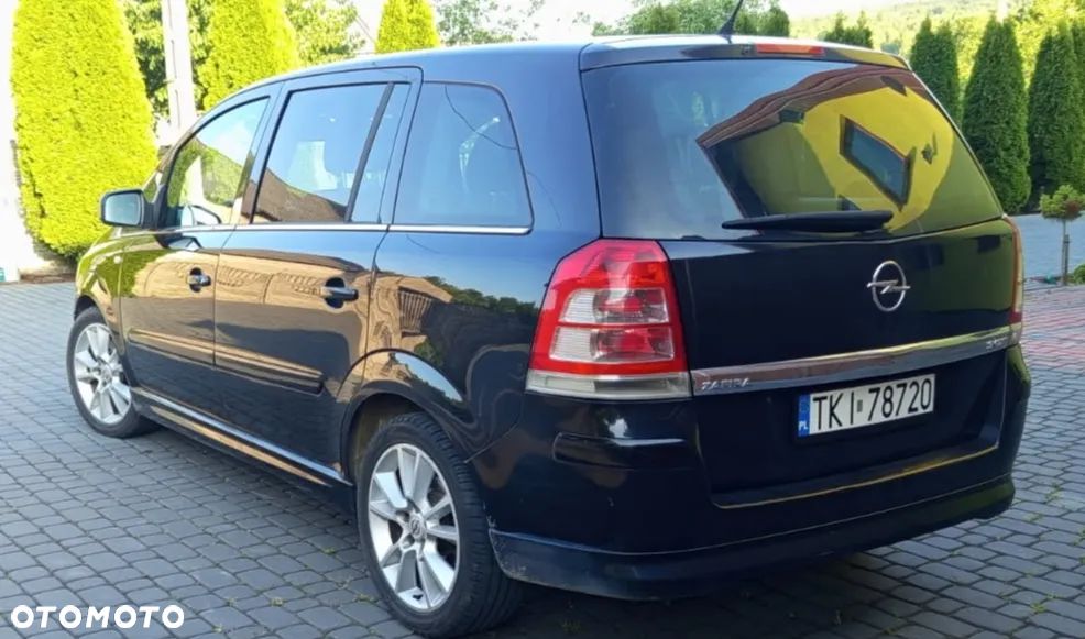 Opel Zafira 1.9 CDTI Cosmo - 2