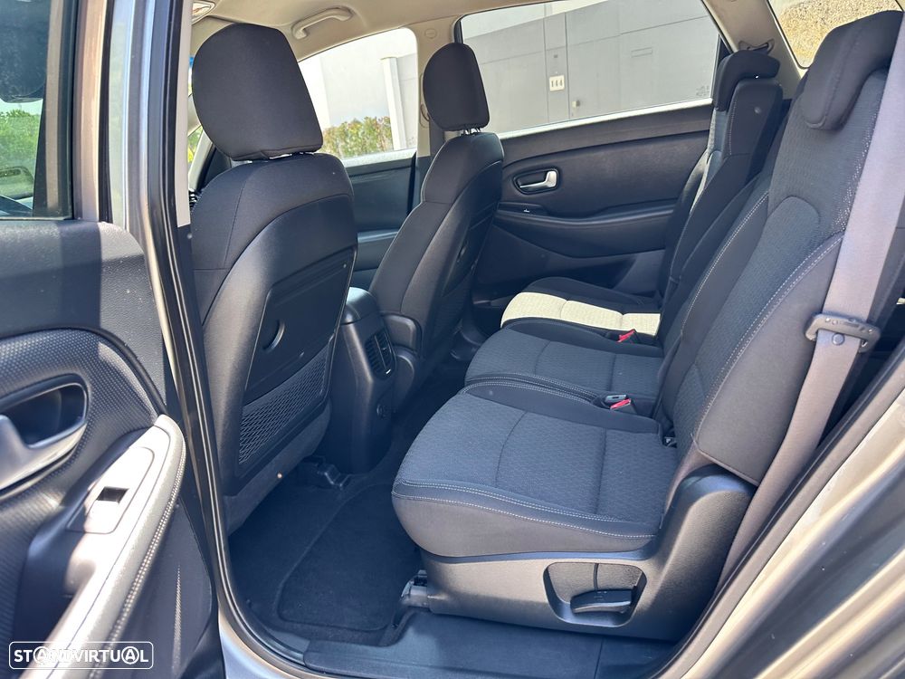 Kia Carens 1.7 CRDi ISG TX - 25