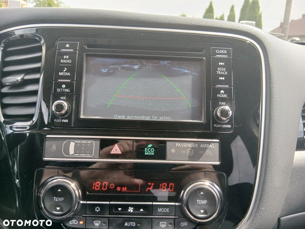 Mitsubishi Outlander 2.0 Intense Comfort 4WD CVT - 16