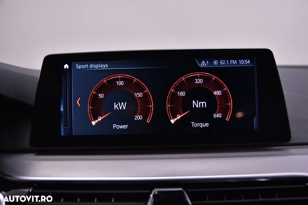 BMW Seria 5 530d Aut. Sport Line - 23