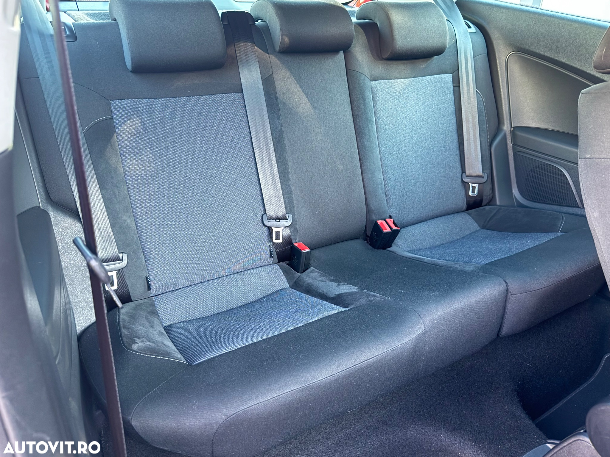 Volkswagen Polo 1.6 TDI DPF DSG Highline - 34