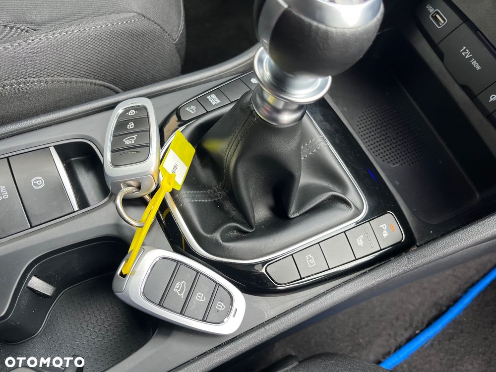 Hyundai Tucson 1.6 T-GDi Comfort 2WD - 24