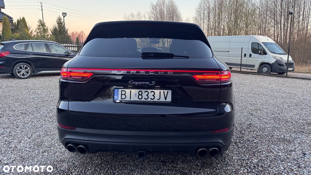 Porsche Cayenne S Platinum Edition - 6