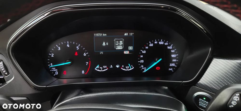 Ford Focus 1.0 EcoBoost Start-Stopp-System ST-LINE DESIGN - 26