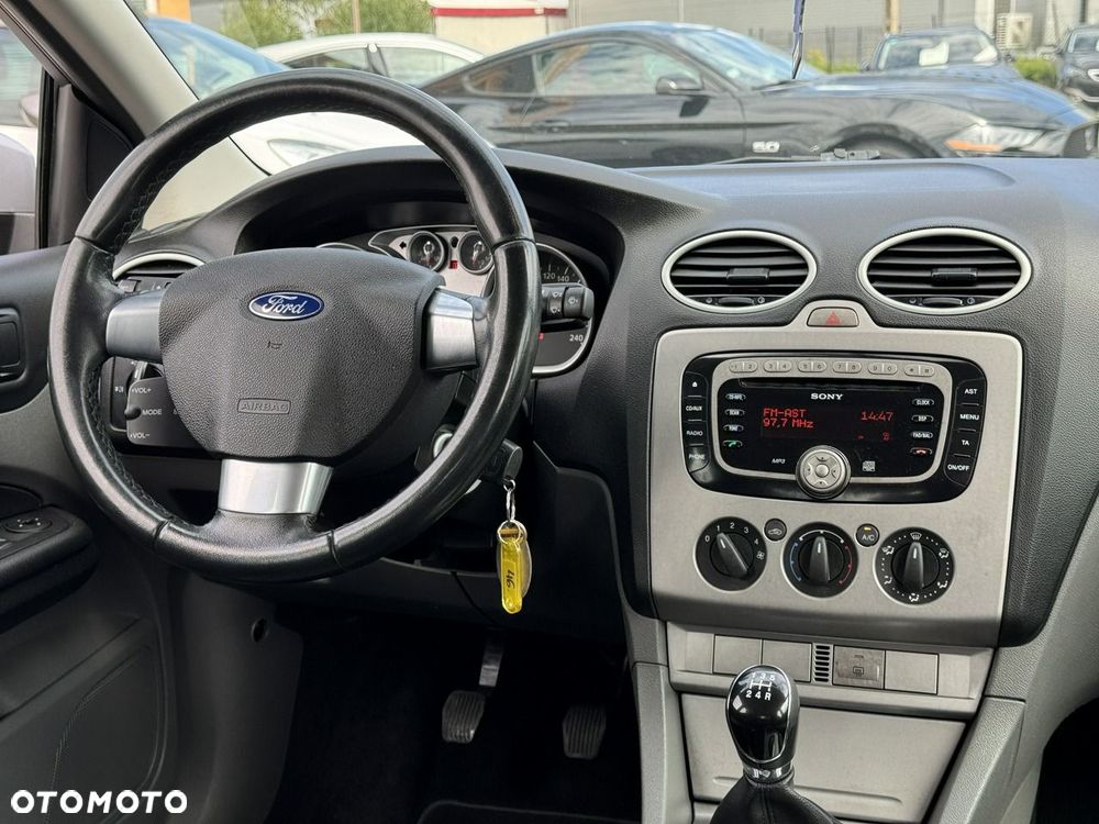Ford Focus - 27