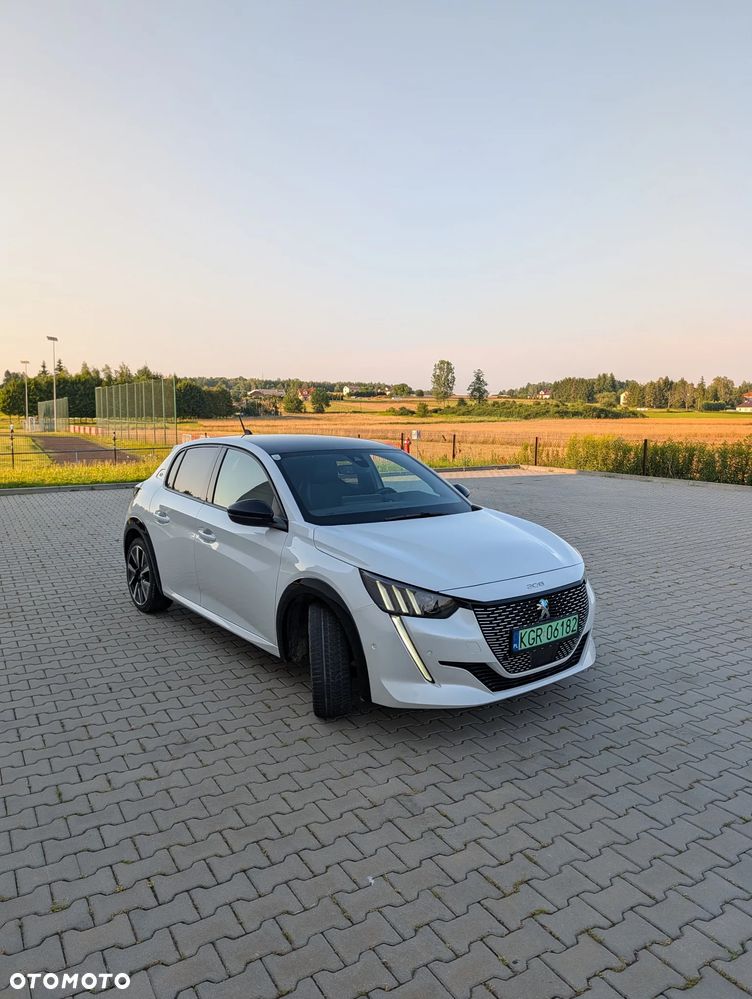 Peugeot 208 Elektromotor 136 GT Pack - 4