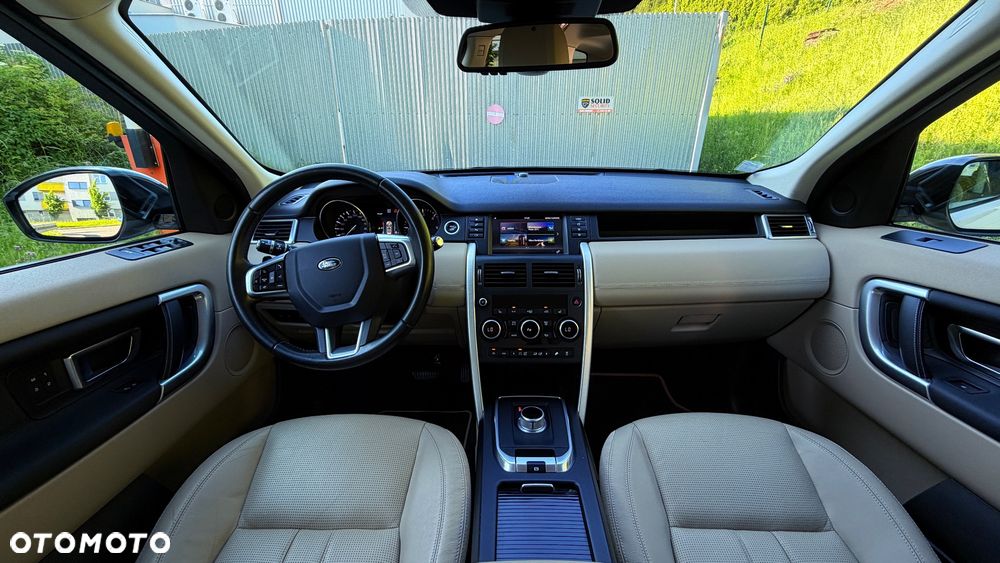 Land Rover Discovery Sport TD4 HSE - 12