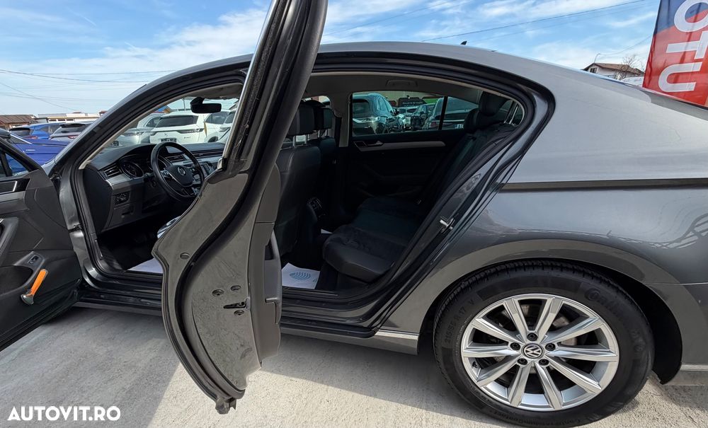 Volkswagen Passat 2.0 TDI SCR DSG Highline - 21