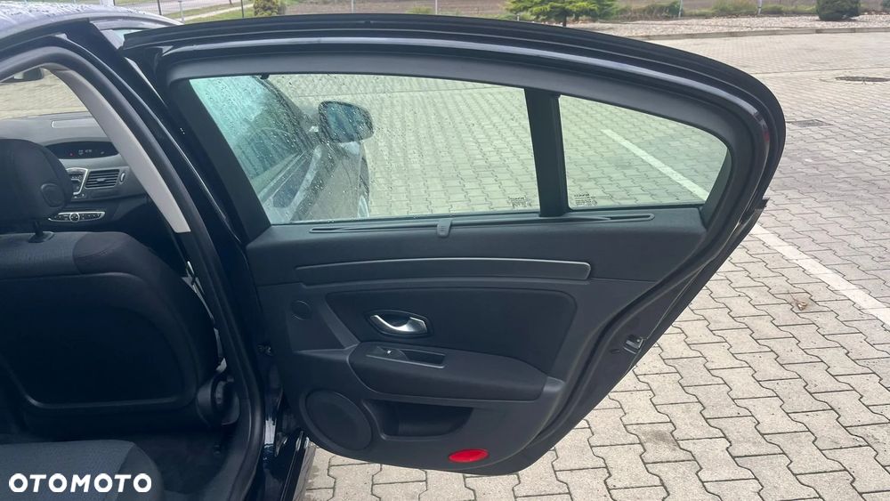 Renault Laguna 2.0 DCi Dynamique - 19