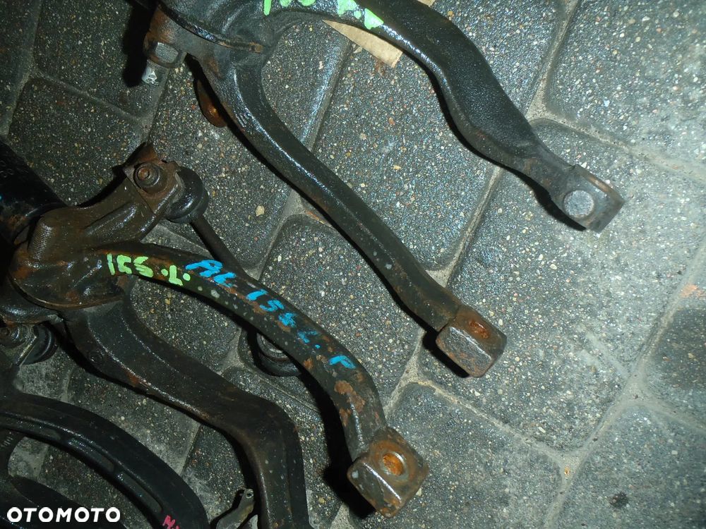 widelec widły mocowanie aluminiowy żeliwny przód amortyzator sprężyna alfa romeo 147 156 przód Posiadam prawie wszystkie części do tego modelu - 8