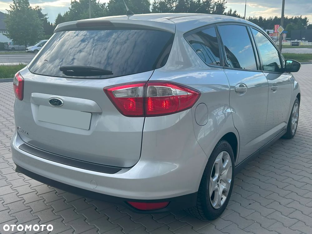Ford C-MAX - 11