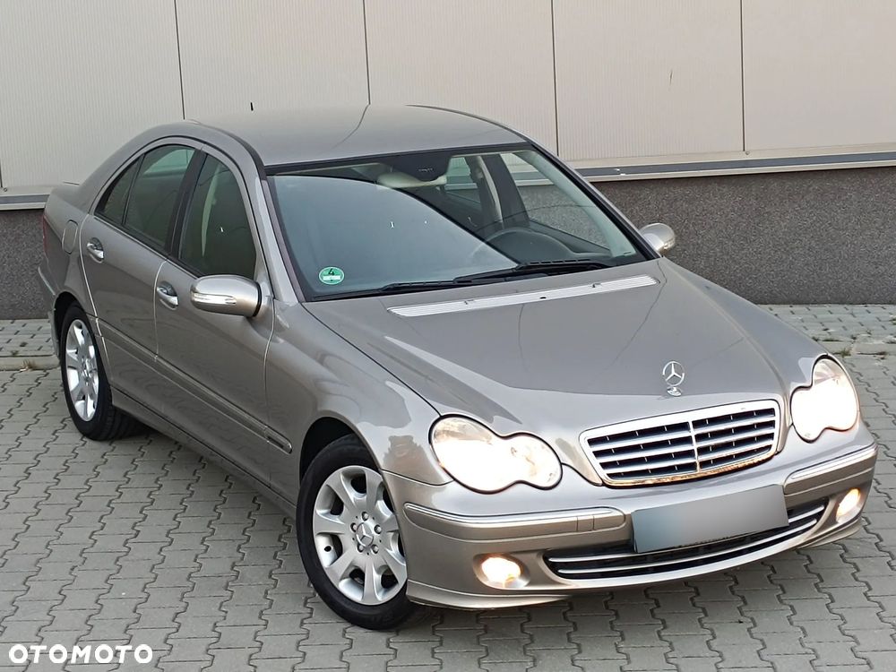 Mercedes-Benz Klasa C 200 Kompressor Automatik Elegance - 26