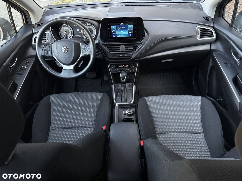 Suzuki S-Cross - 16