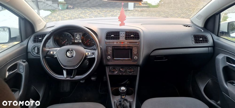 Volkswagen Polo 1.0 (Blue Motion Technology) Comfortline - 14