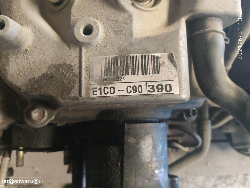 MOTOR COMPLETO TOYOTA AVENSIS SEDAN 2005 - 8