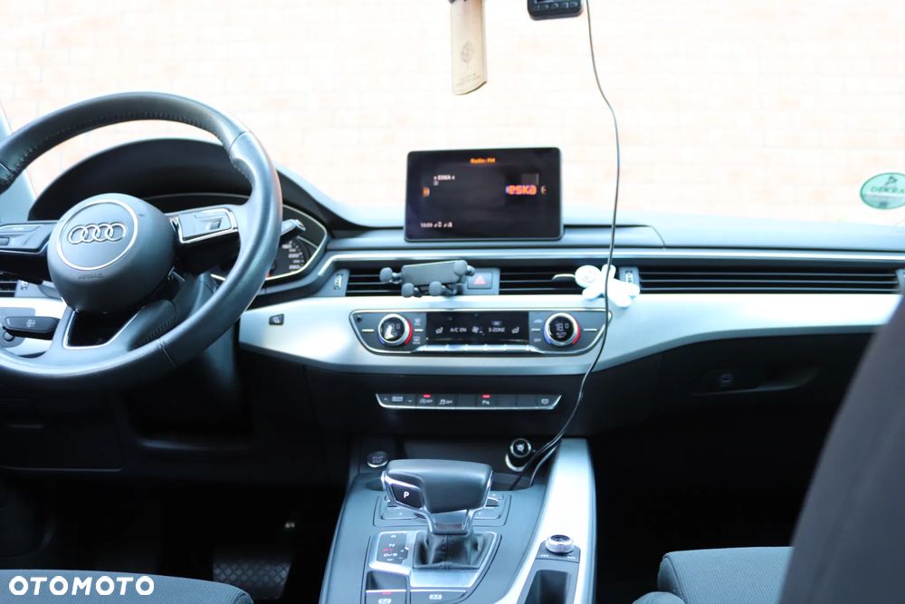 Audi A4 Avant - 14