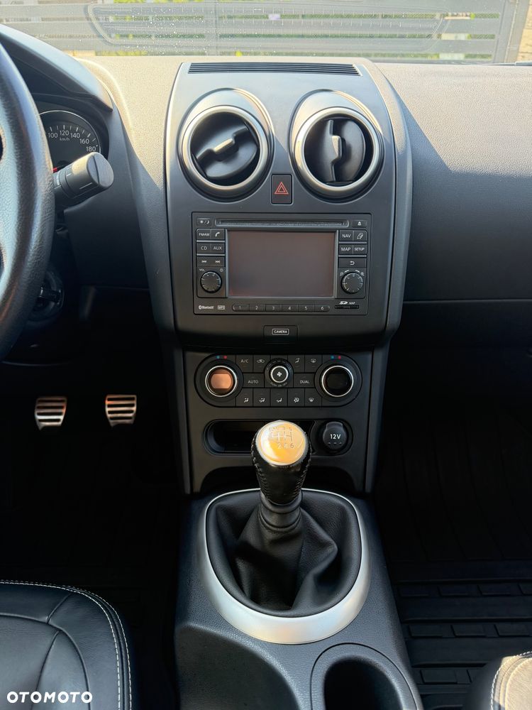 Nissan Qashqai 2.0 Tekna Premium - 12