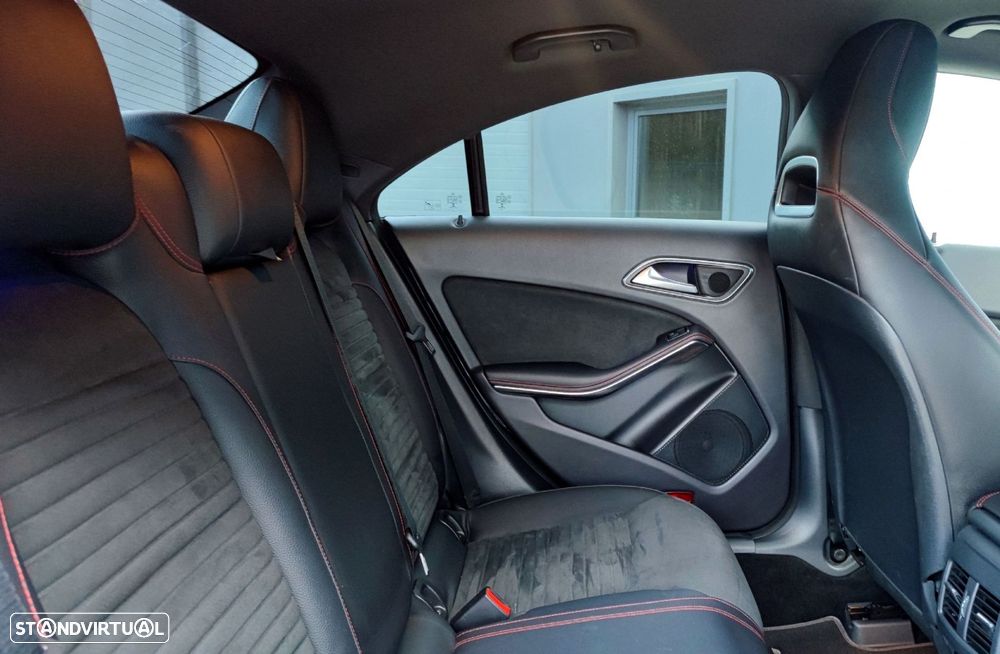 Mercedes-Benz CLA 220 CDi AMG Line Aut. - 19
