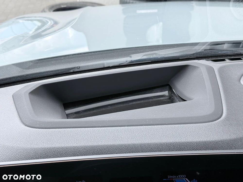 BMW Seria 3 320d xDrive M Sport - 27
