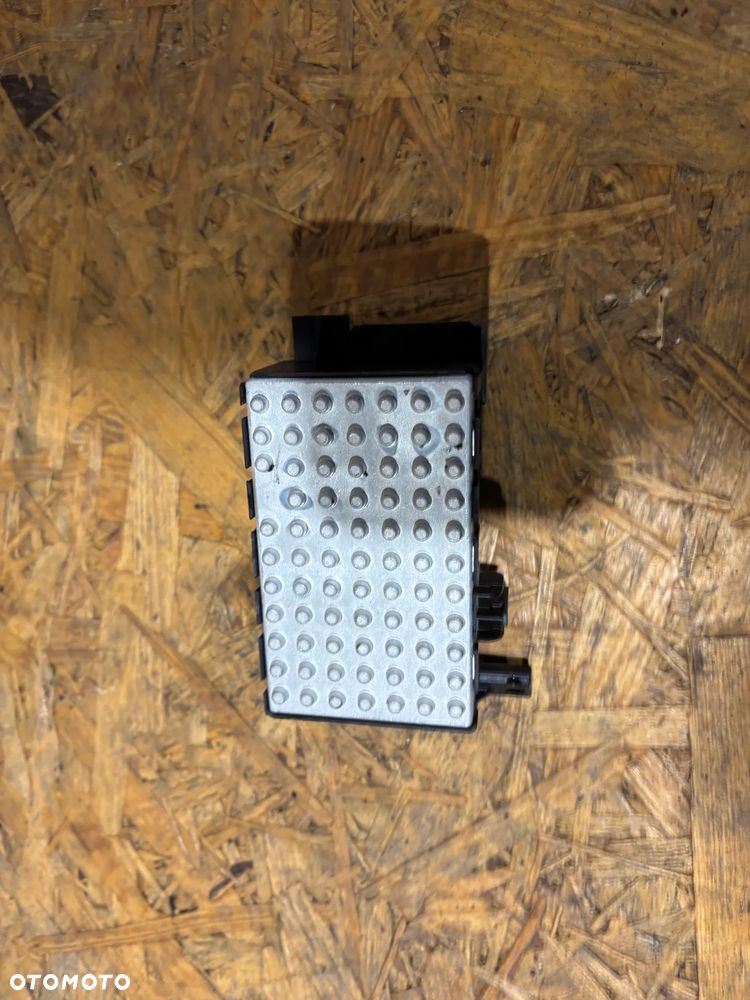 Rezystor Opornica Dmuchawy Mercedes W221 A2218706758 - 4