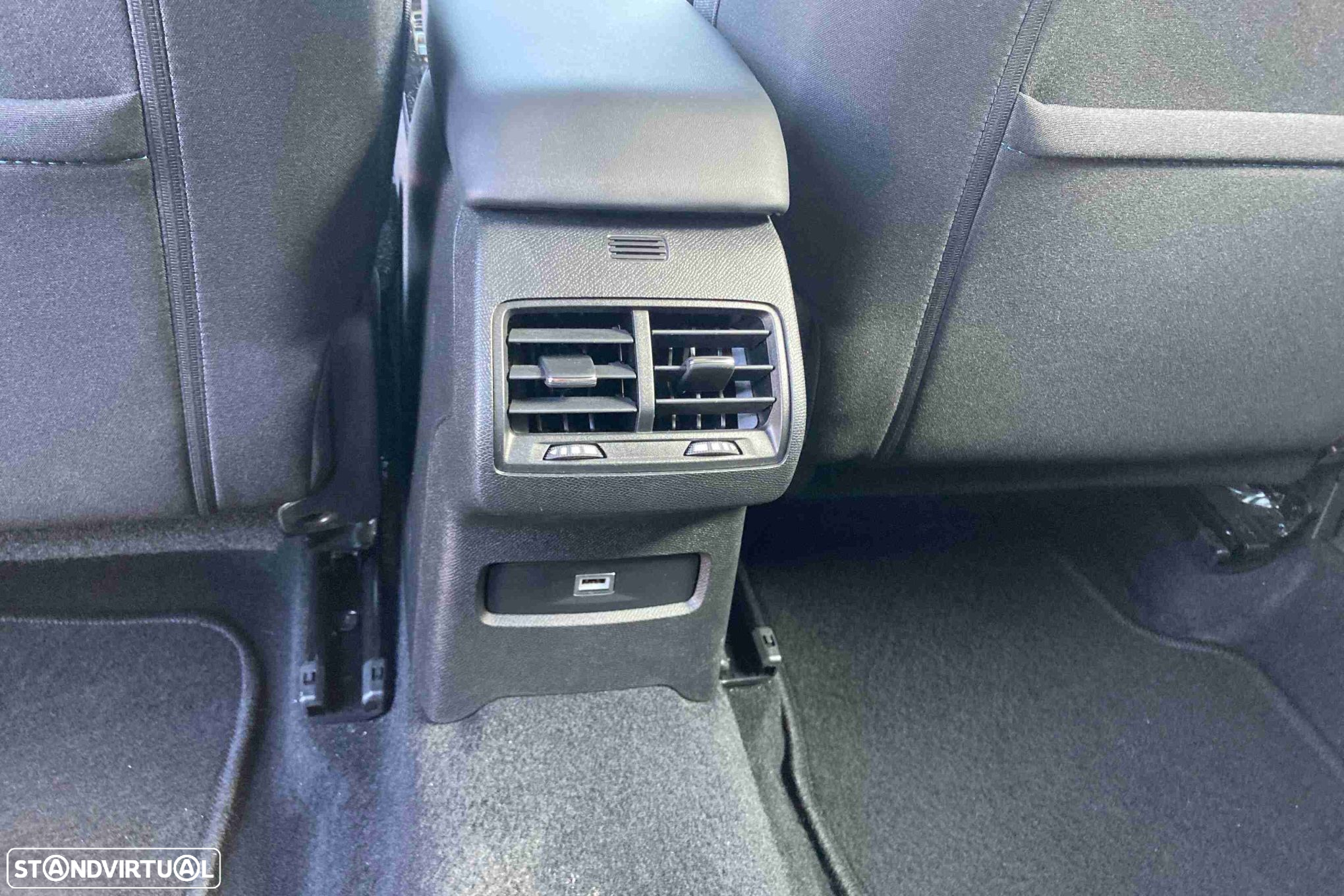 Citroën C4 1.5 BlueHDi Plus EAT8 - 19