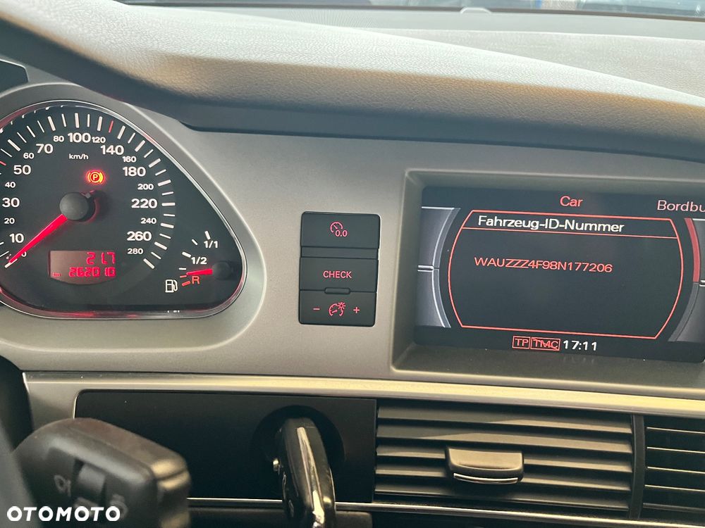Audi A6 Limousine 2.4 - 23