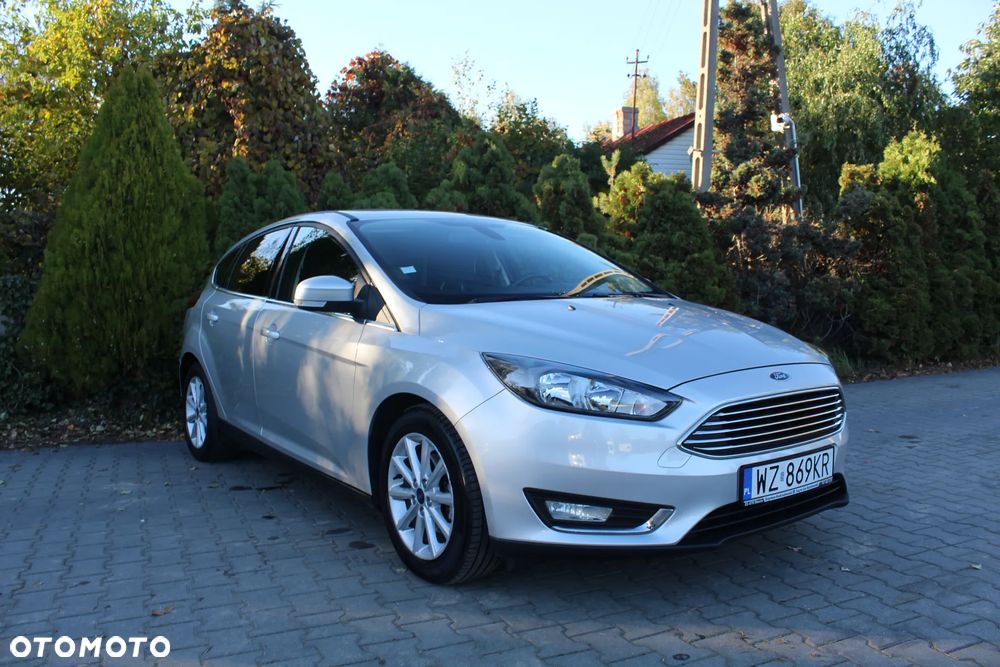Ford Focus 1.0 EcoBoost Titanium - 11