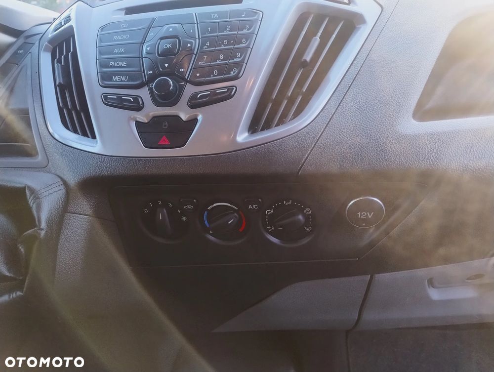 Ford TRANSIT CUSTOM - 15