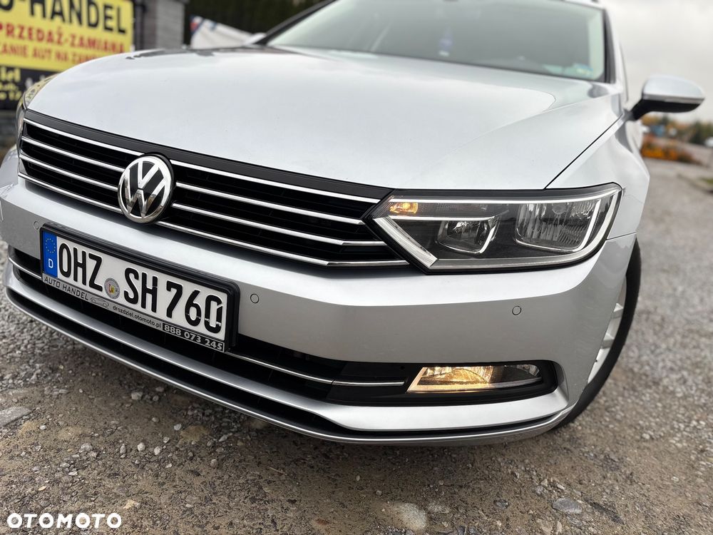 Volkswagen Passat - 4
