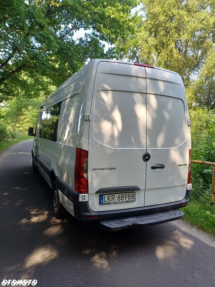 Mercedes-Benz Sprinter - 6