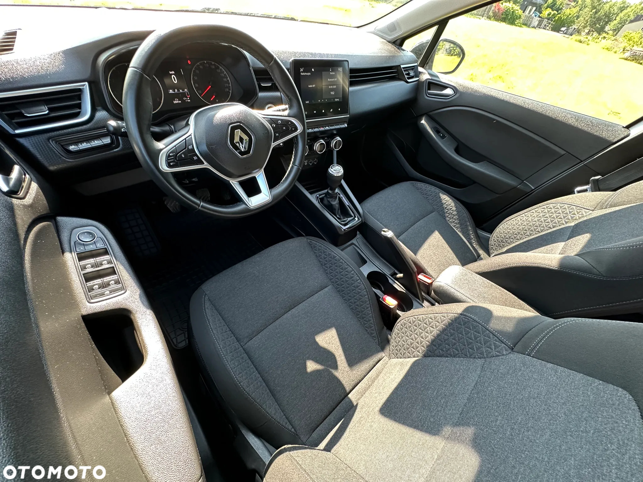 Renault Clio - 18
