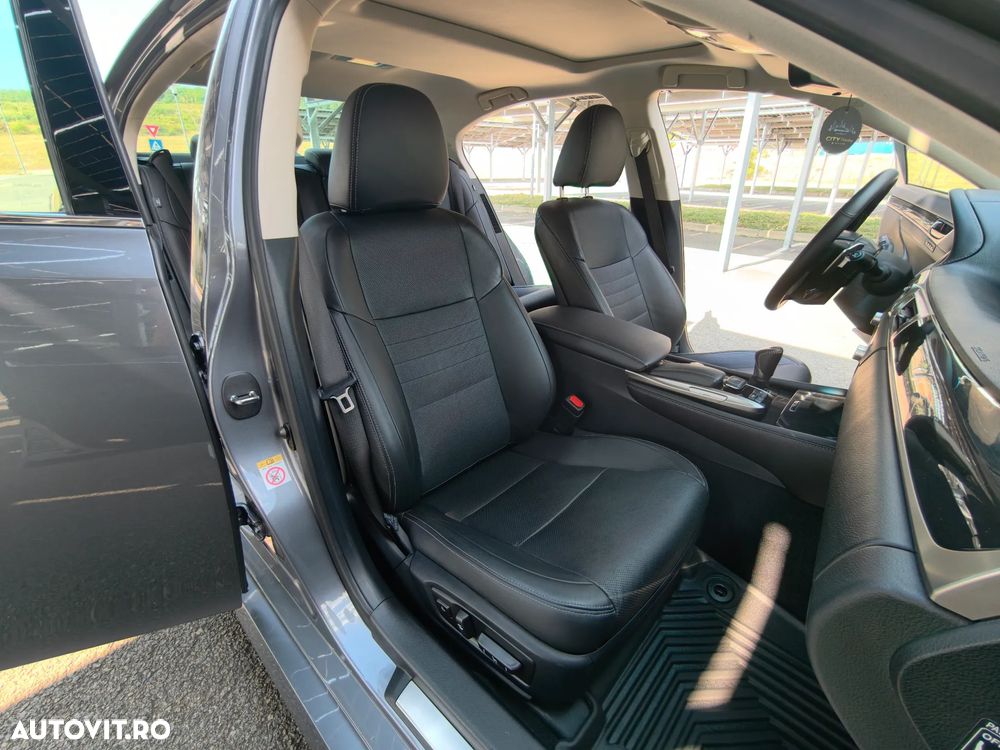 Lexus Seria GS 300h Aut Luxury - 15
