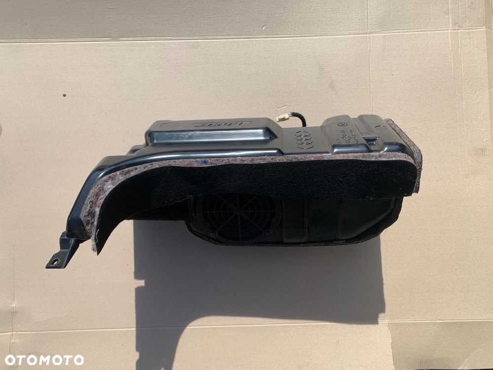 4B9035382 subwoofer bose avant bassbox audi - 2