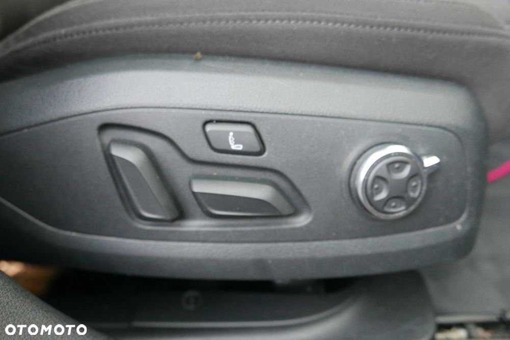 Audi A4 Avant - 4