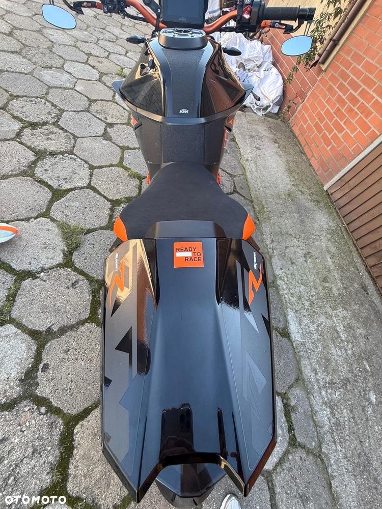 KTM Super Duke - 17