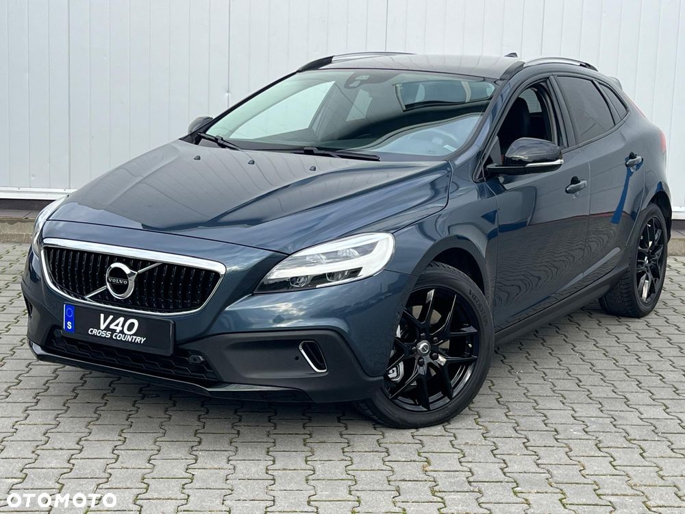 Volvo V40 Cross Country - 5