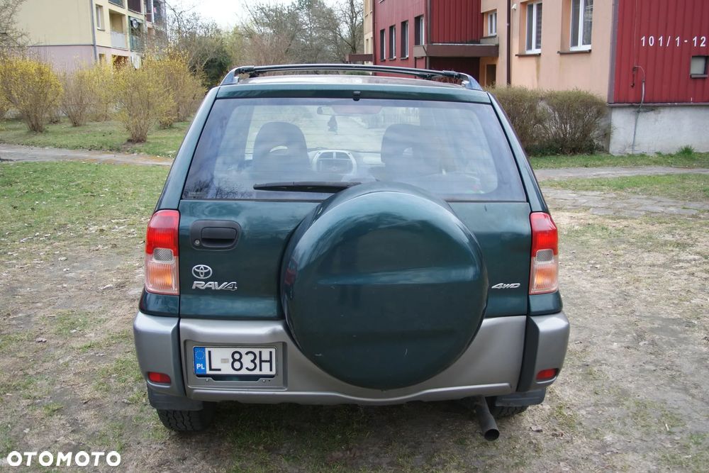 Toyota RAV4 - 3